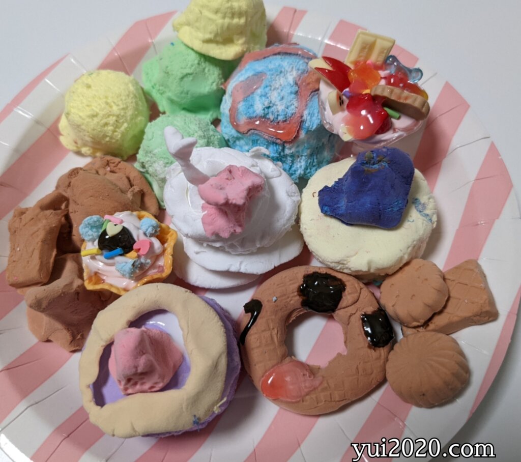 ふわっと軽いねんどで量産したフェイクスイーツ